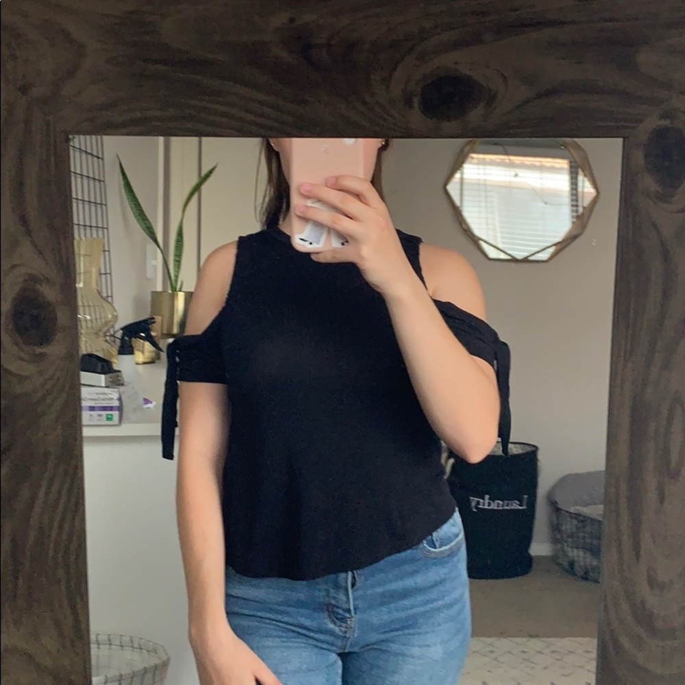 Cold shoulder t shirt